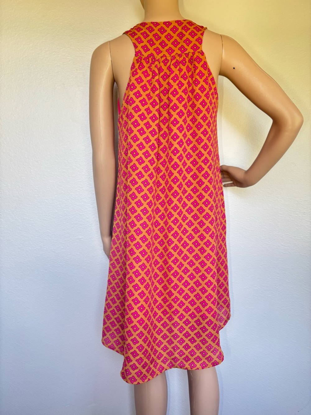 Cameo & Myth Sleeveless, Geometric High-Low Shift Dress in Pink and Orange NWOT - Picture 4 of 16